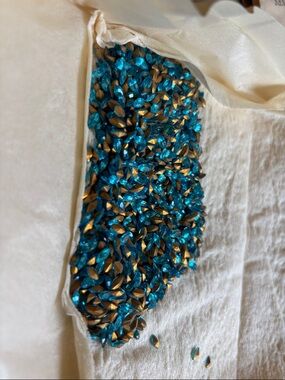 Navette shape, Aquamarine Sparkling Leaf Brooch Accent - Women Jewelry Brooches